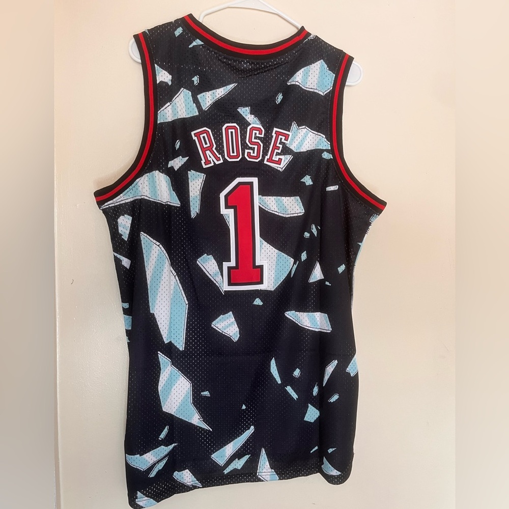 rose Chicago embroidered basketball shattered backboard jersey